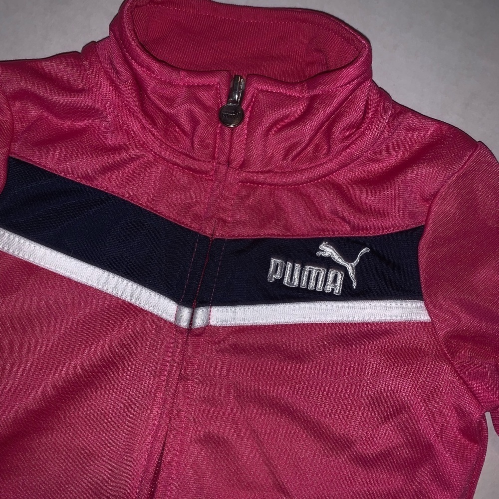 🔥🔥Girls Puma track jacket - Picture 2 of 3